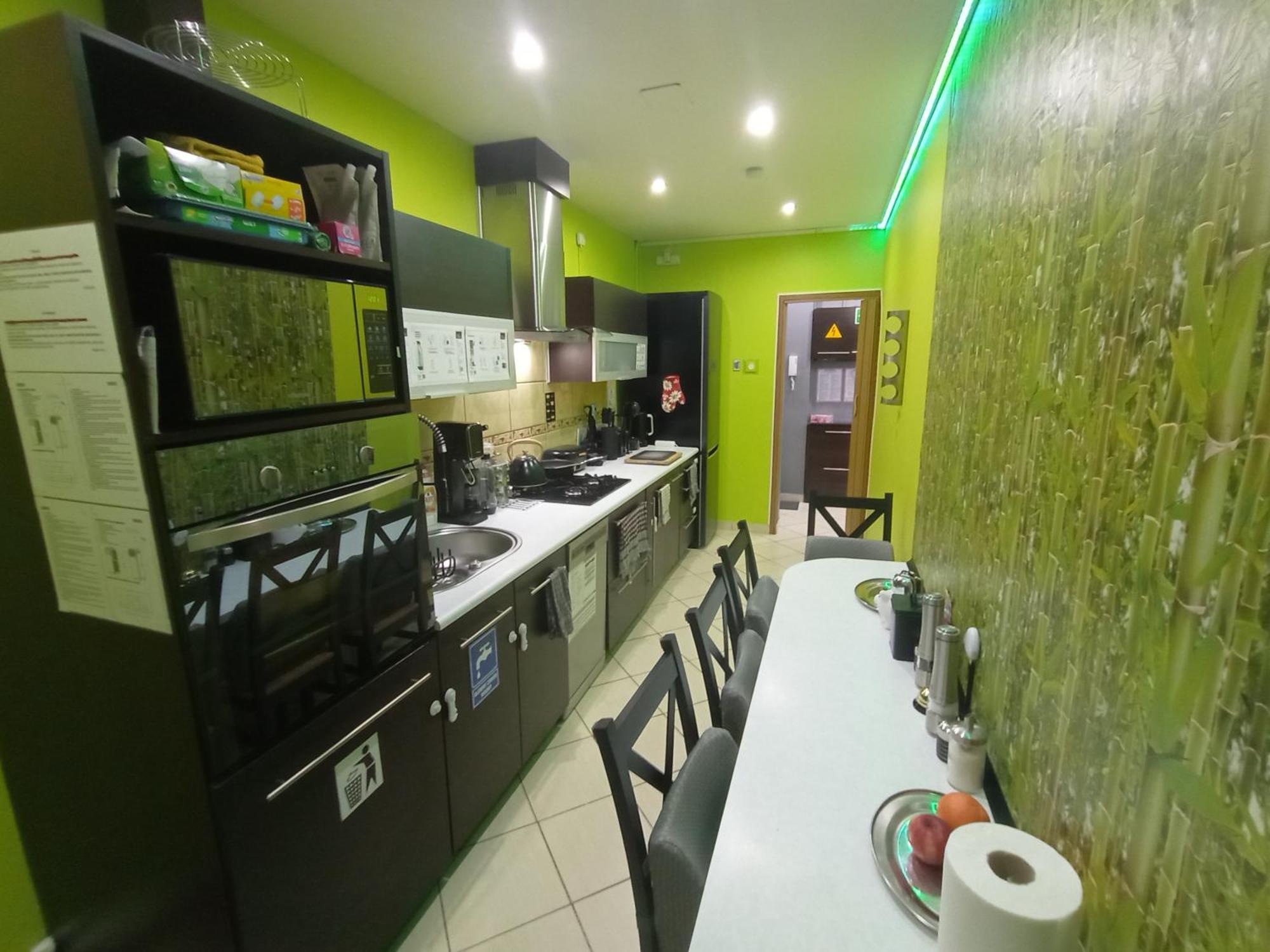 Apartament Venge -Cale Mieszkanie 46M2 Na Wylacznosc - Z Jedna Sypialnia I Jednym Sypialno-Salonem -3 Pietro Bez Windy- Rezerwacja Bez Karty Kredytowej-Klimatyzacja-Netflix-2 Lozeczka Dzieciece- Bezplatny Parking Publiczny Wrocław Eksteriør bilde