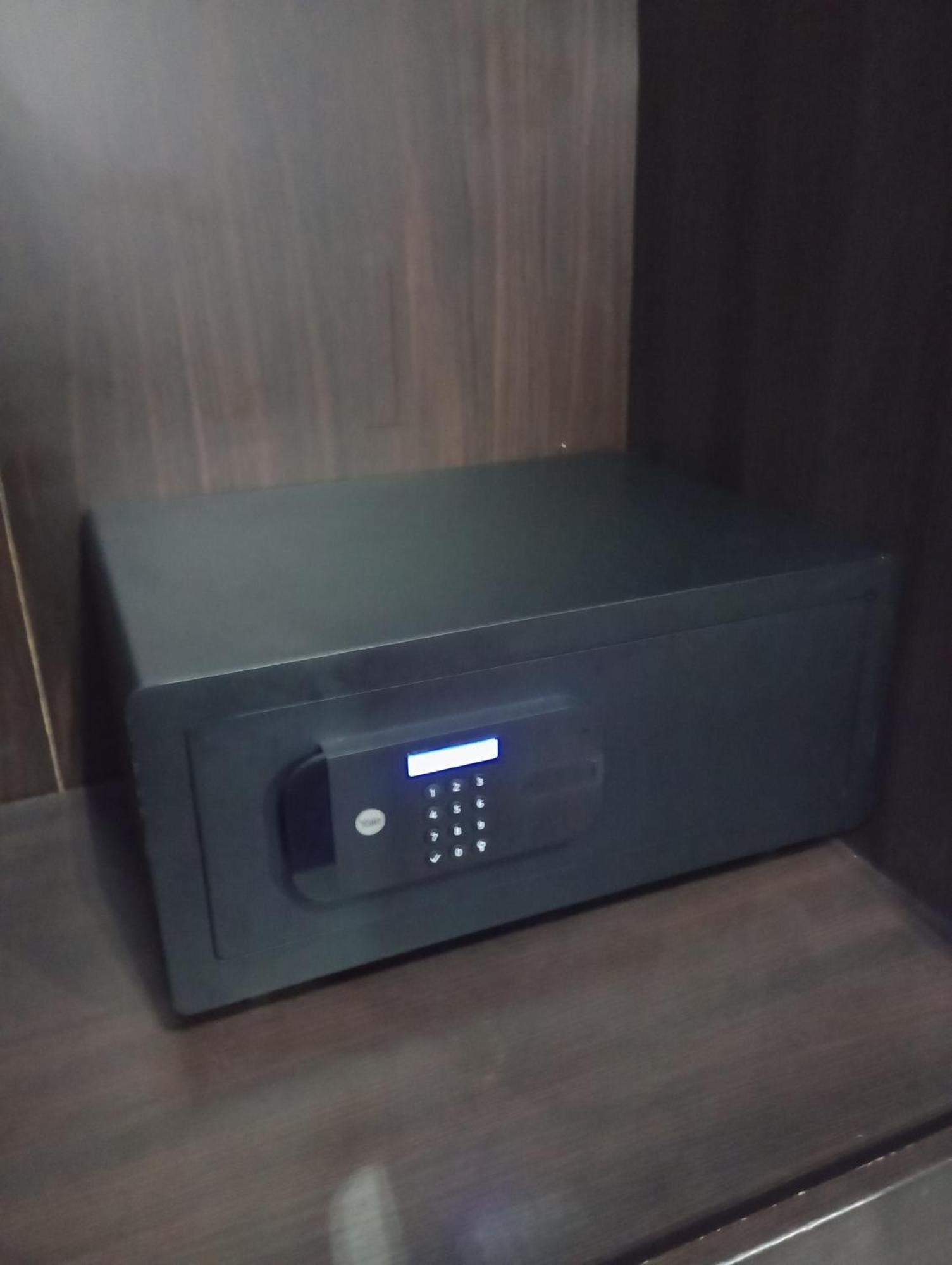 Apartament Venge -Cale Mieszkanie 46M2 Na Wylacznosc - Z Jedna Sypialnia I Jednym Sypialno-Salonem -3 Pietro Bez Windy- Rezerwacja Bez Karty Kredytowej-Klimatyzacja-Netflix-2 Lozeczka Dzieciece- Bezplatny Parking Publiczny Wrocław Eksteriør bilde